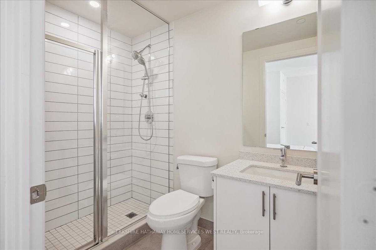 509 DUNDAS Street Unit 103 photo 15