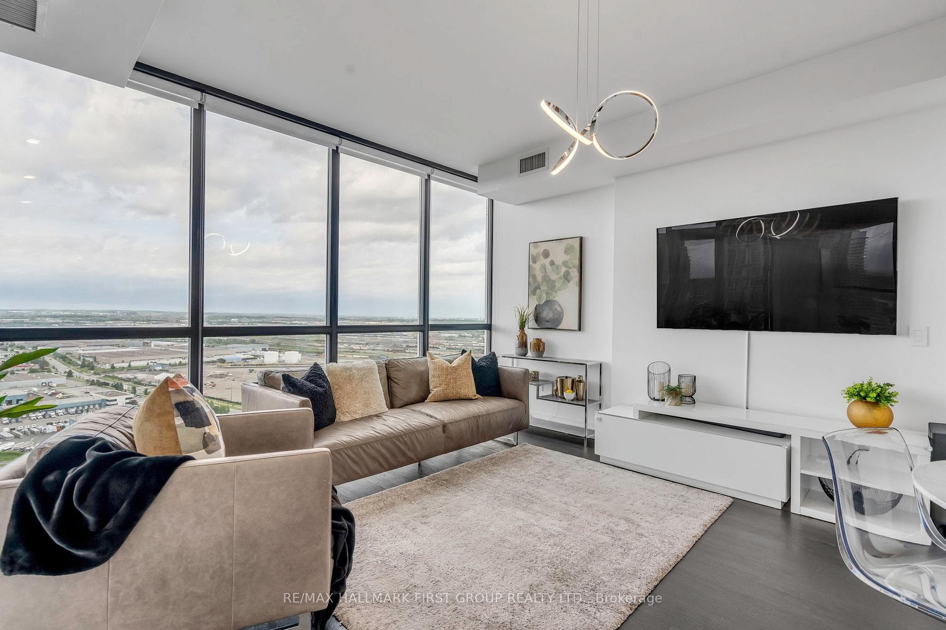 2908 Highway 7 Road Unit 2707 photo 10