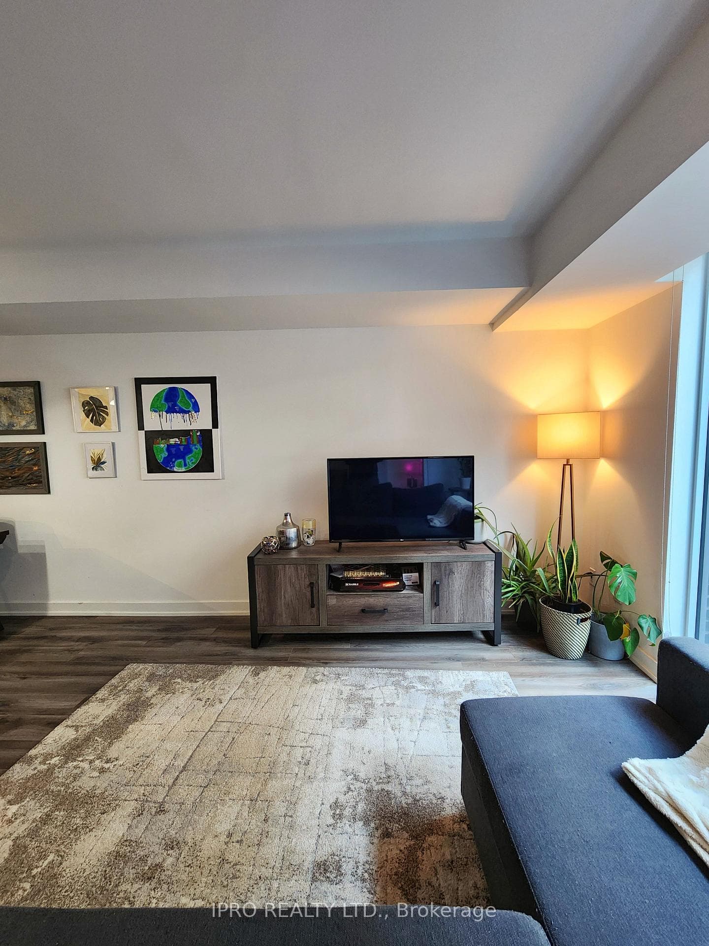 106 Varna Drive Unit 7 photo 6
