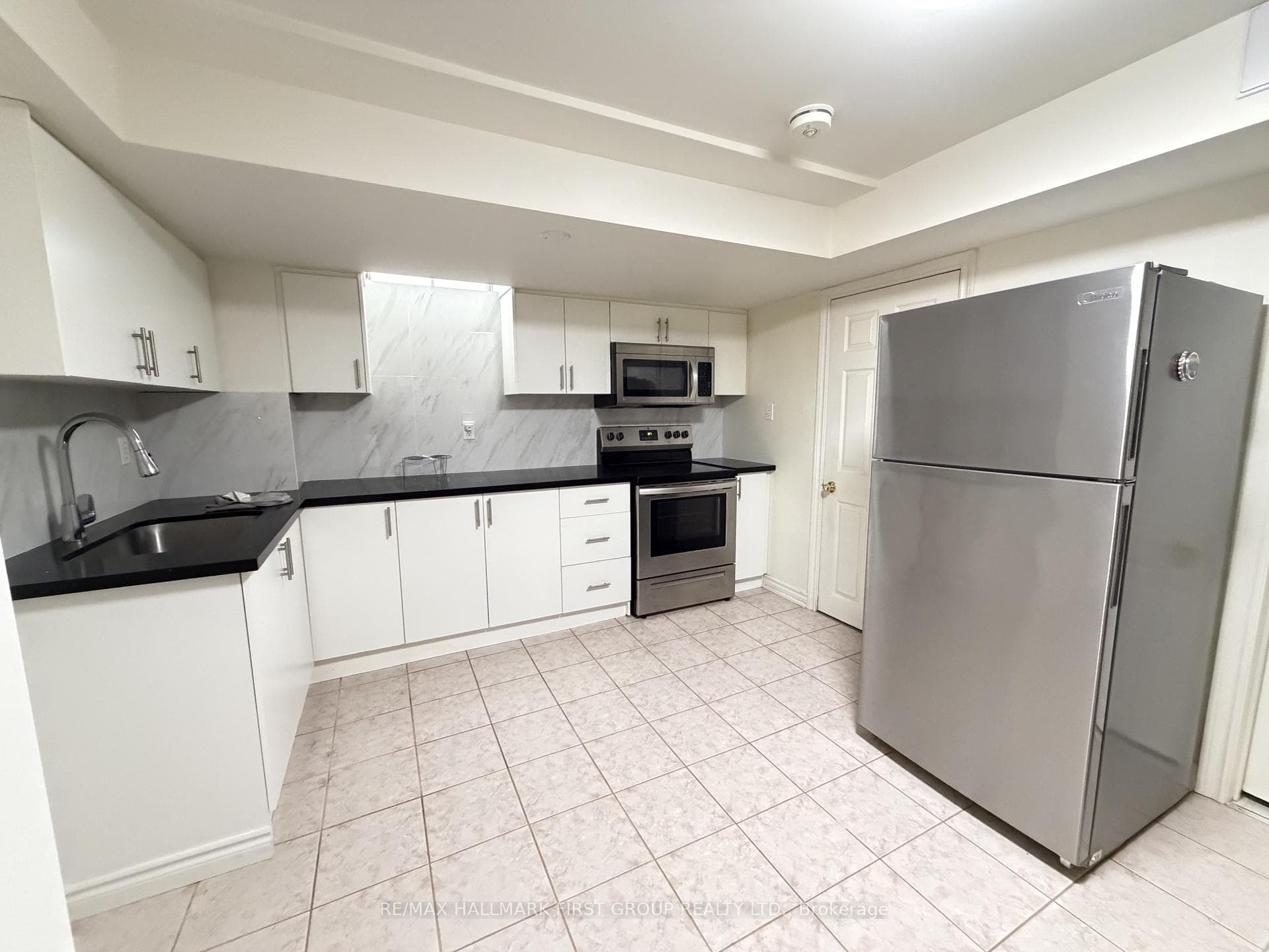 46 Welsh Street Unit Bsmt photo 9