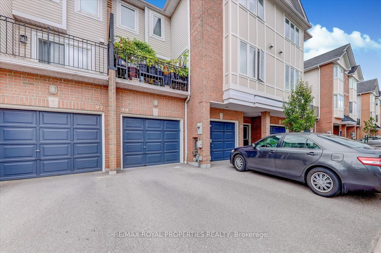 99 Mondeo Drive photo 29