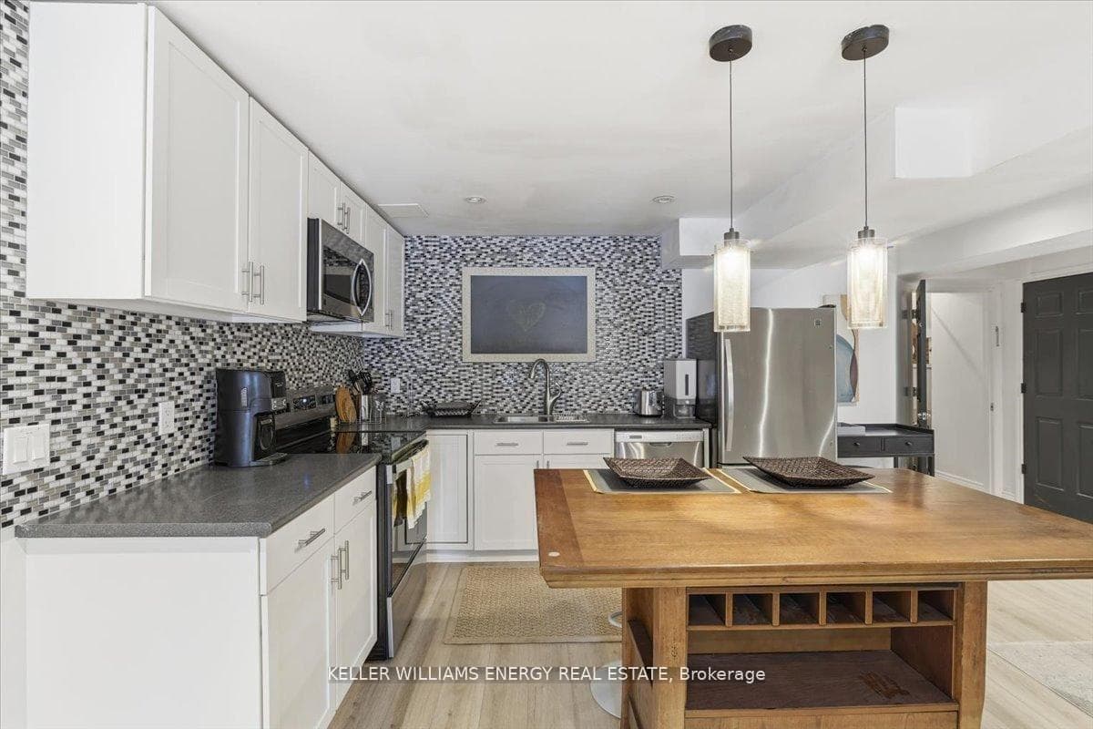 66 Oceanpearl Crescent photo 41