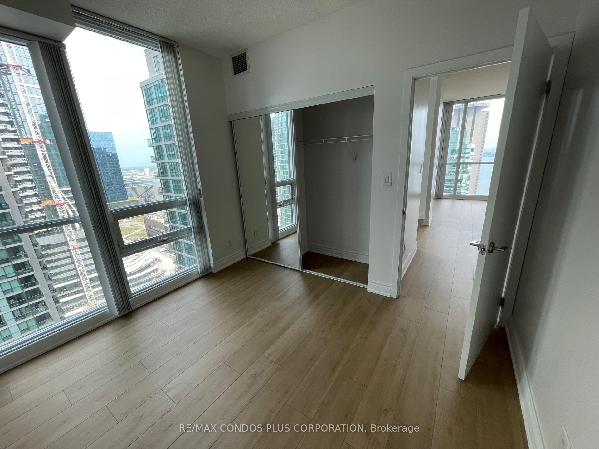 18 Harbour Street Unit 2508 photo 21