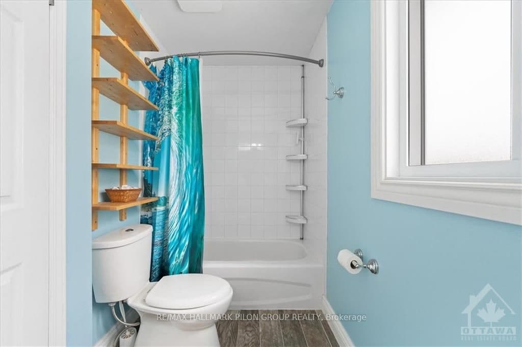 90 BRIDLE PARK Drive photo 22
