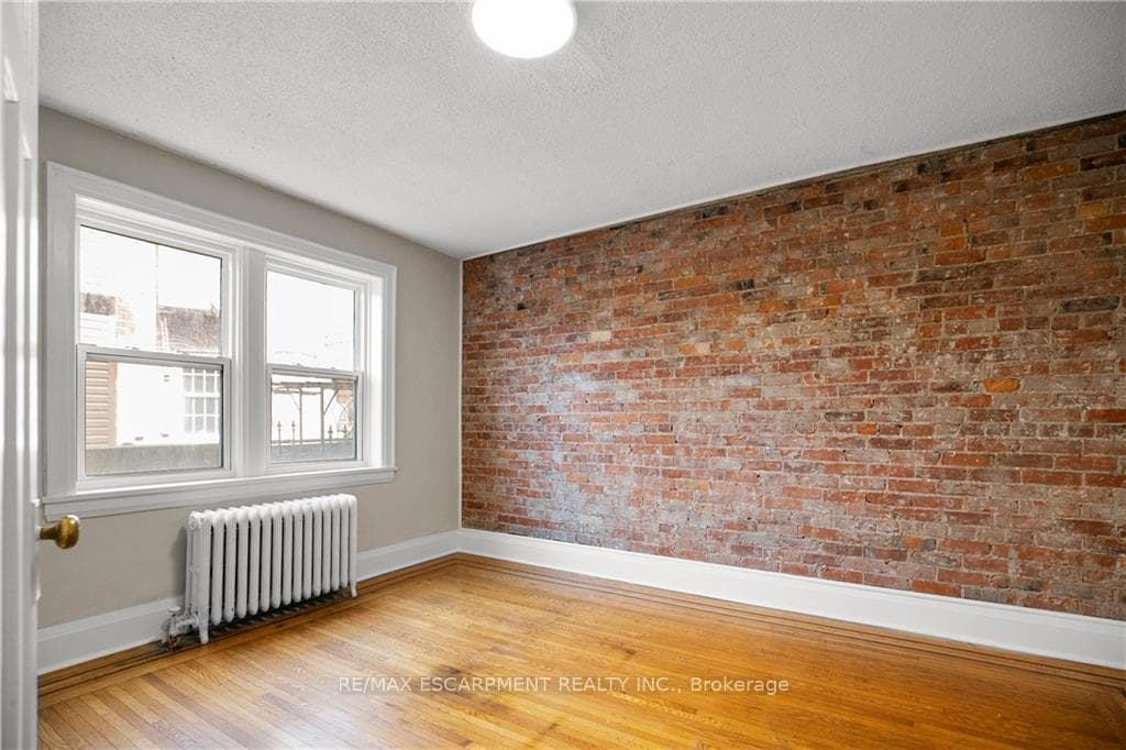 316 ABERDEEN Avenue Unit 7 photo 13