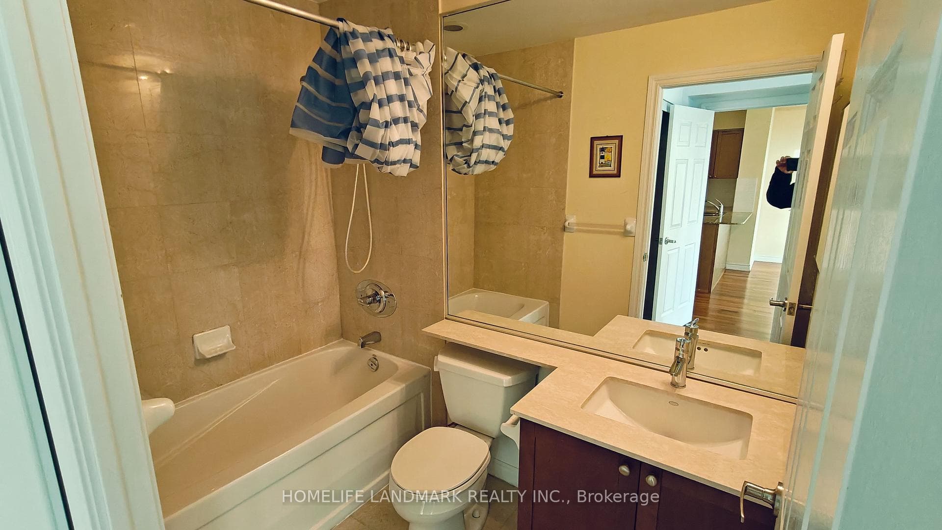 761 Bay Street Unit 3207 photo 7