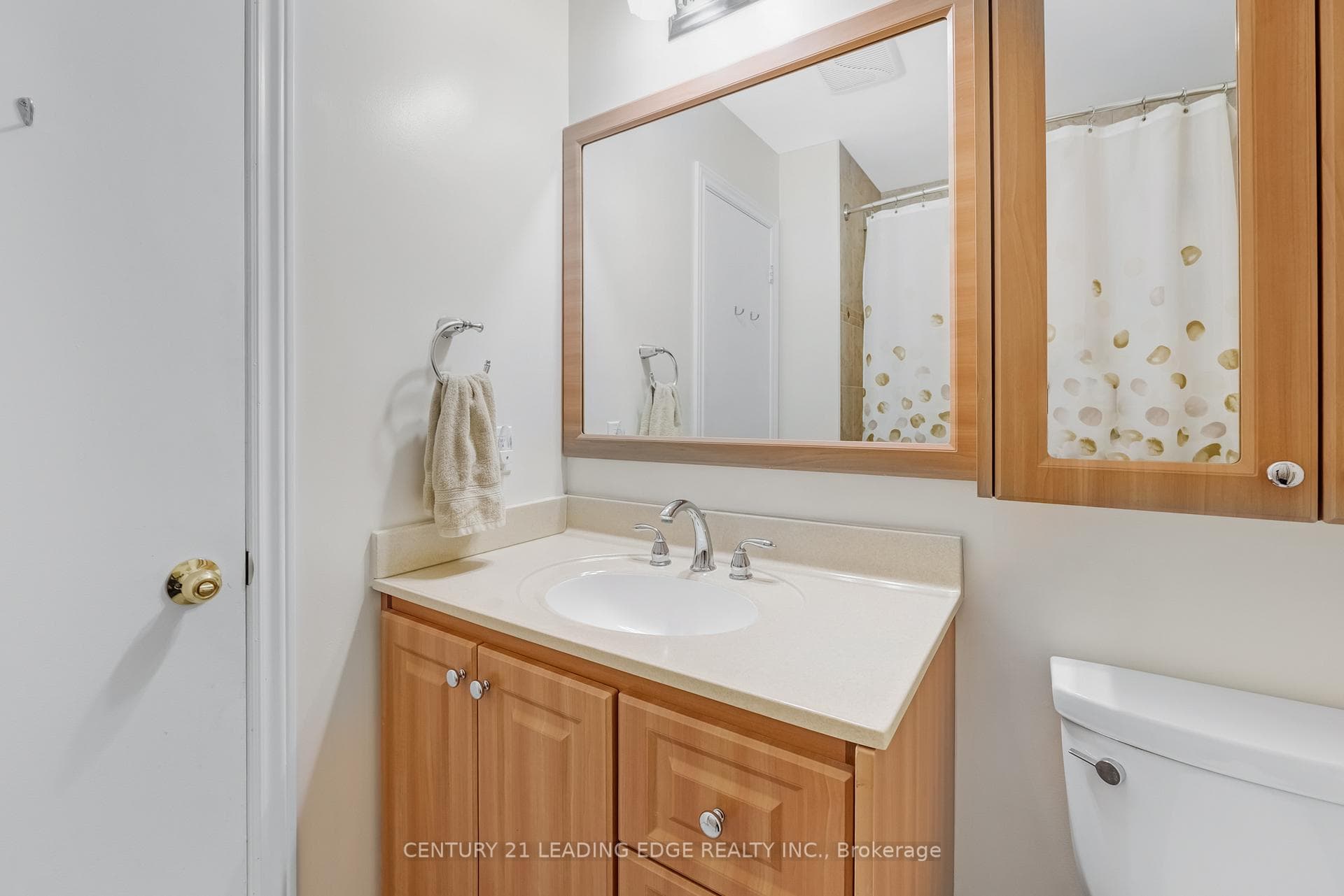 38 Greenwood Road photo 35
