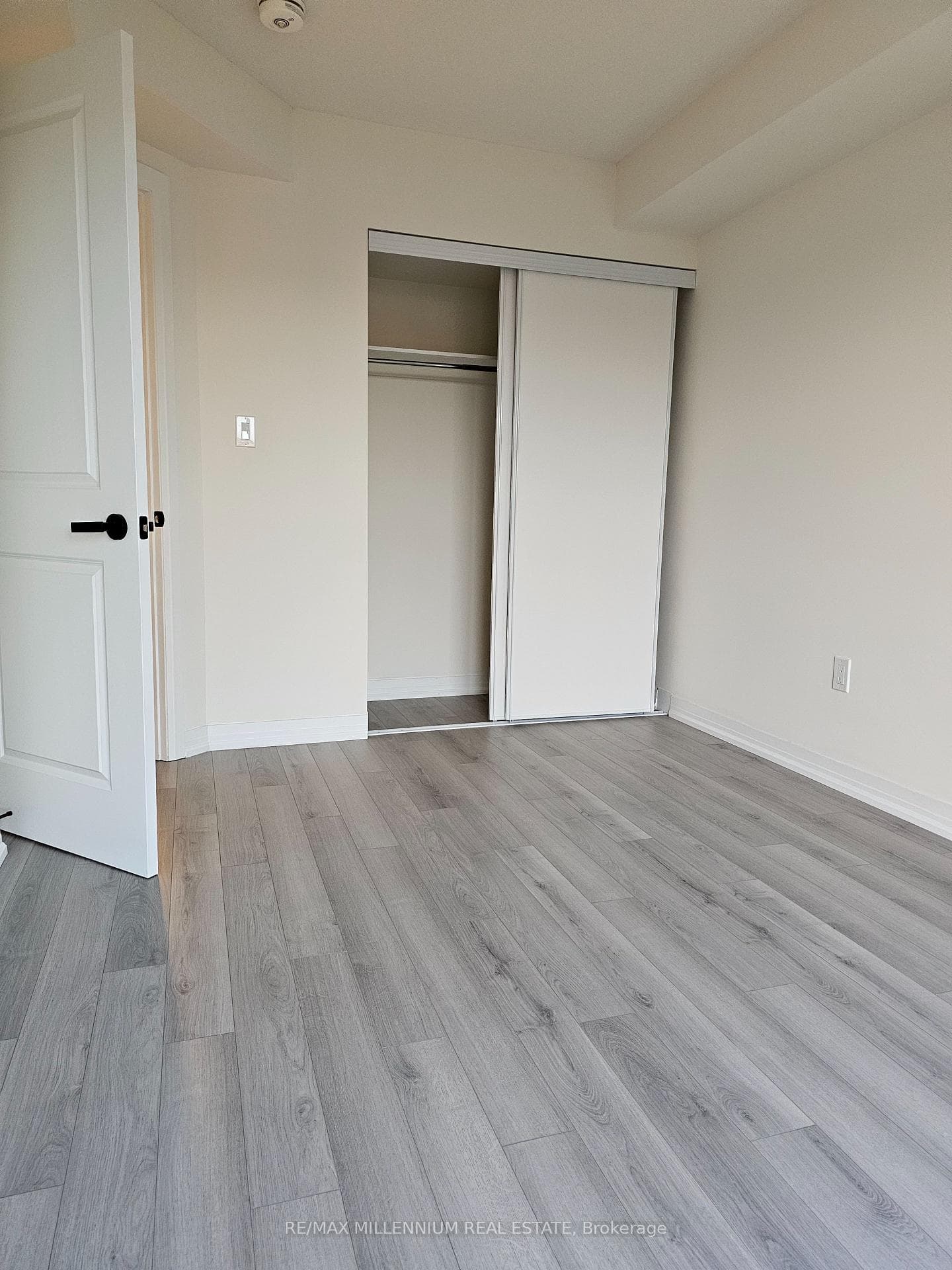 145 Tapscott Road Unit 27 photo 7