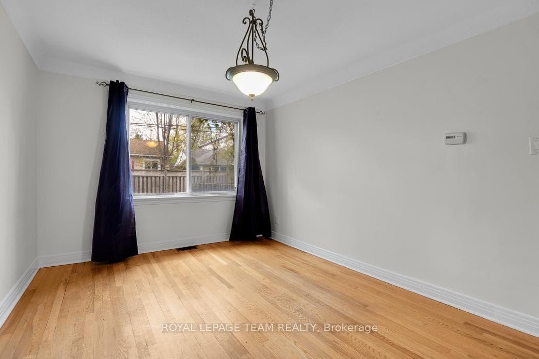 1104 Apolydor Avenue photo 10