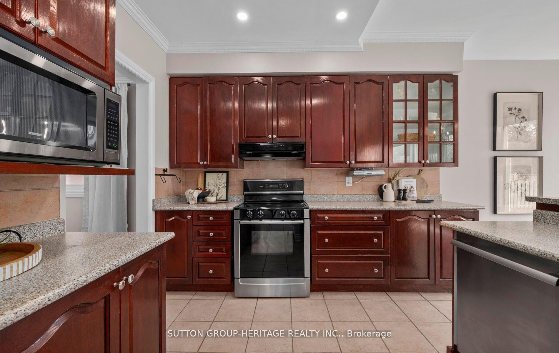 1776 Autumn Crescent photo 19