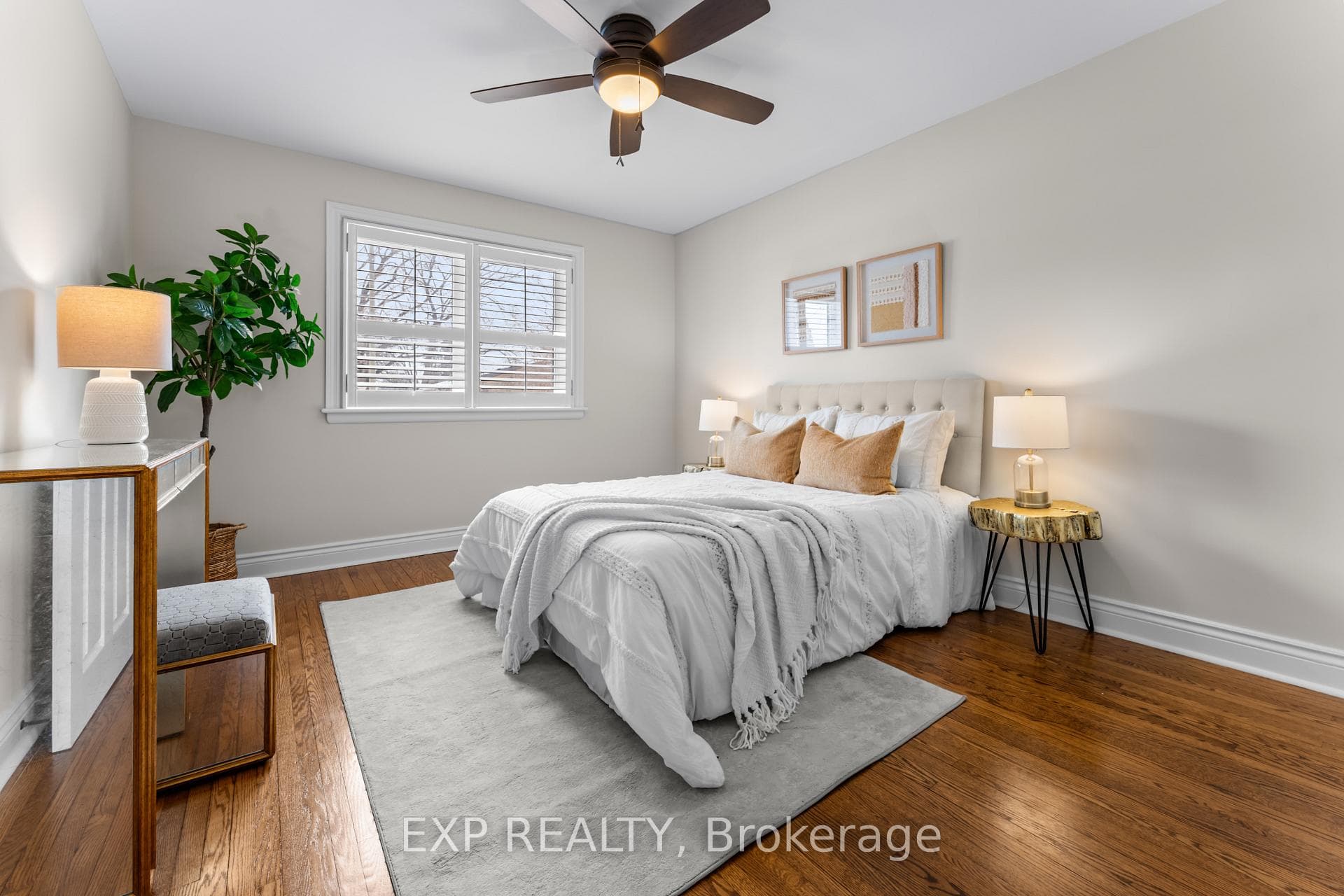 753 Kingsway Drive photo 24