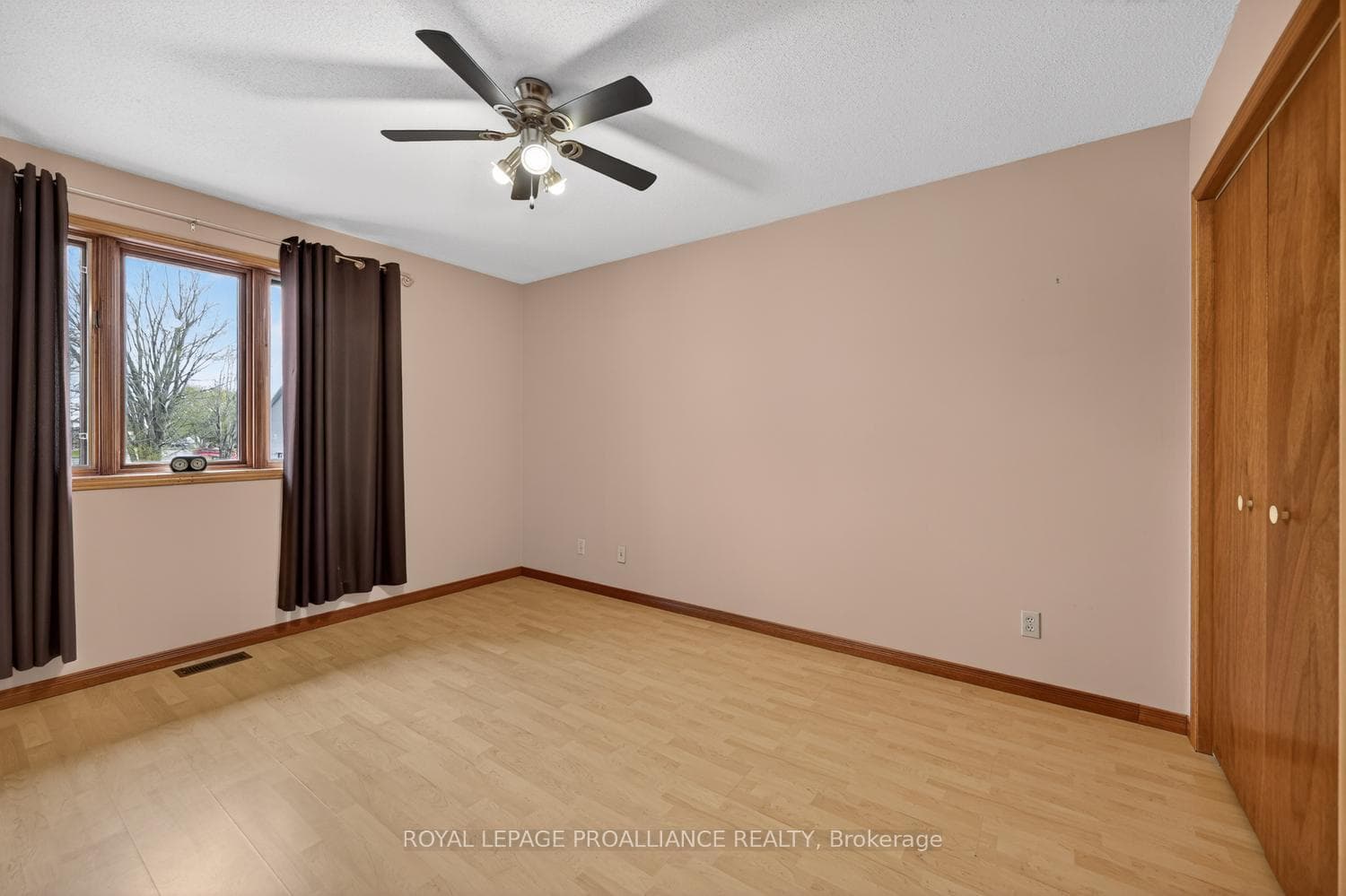 5126 Meadowland Drive photo 16