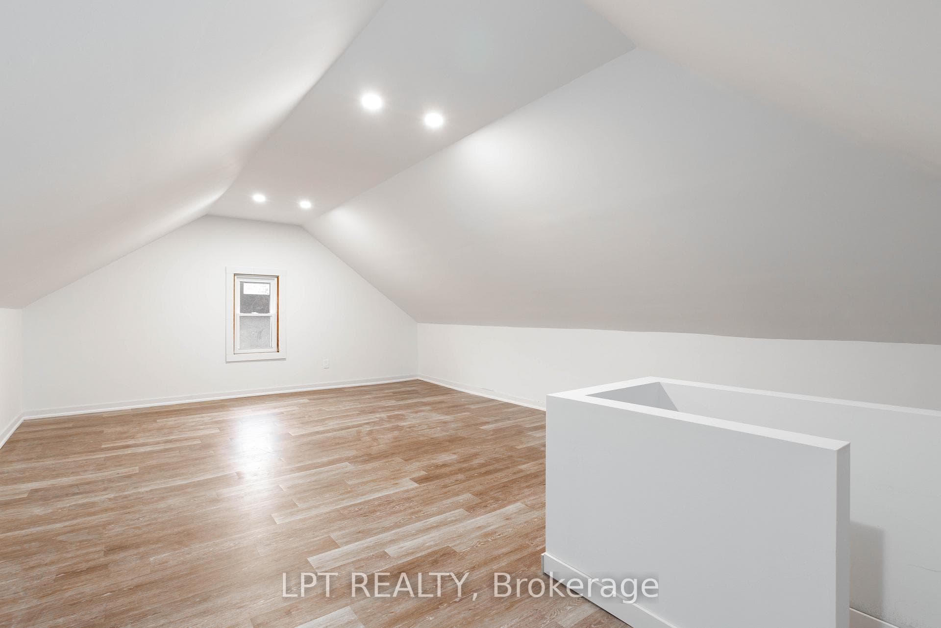 249 Harvey Street photo 27