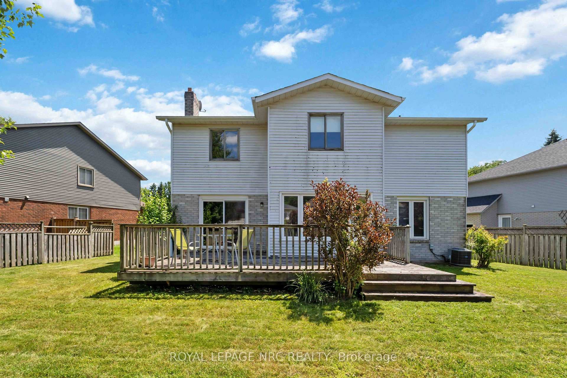 23 Woodside Square photo 32