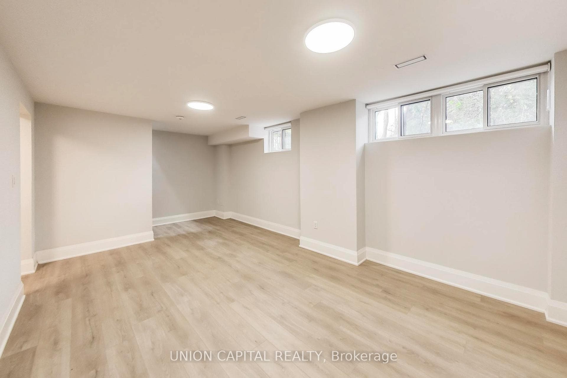 58 Forsyth Avenue photo 38