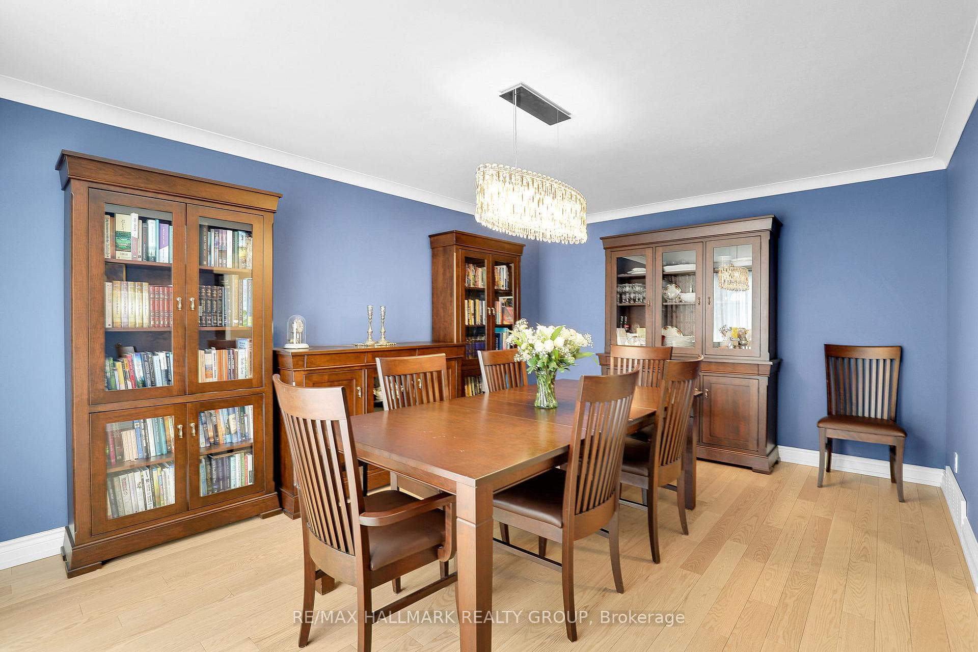 1712 Playfair Drive photo 10