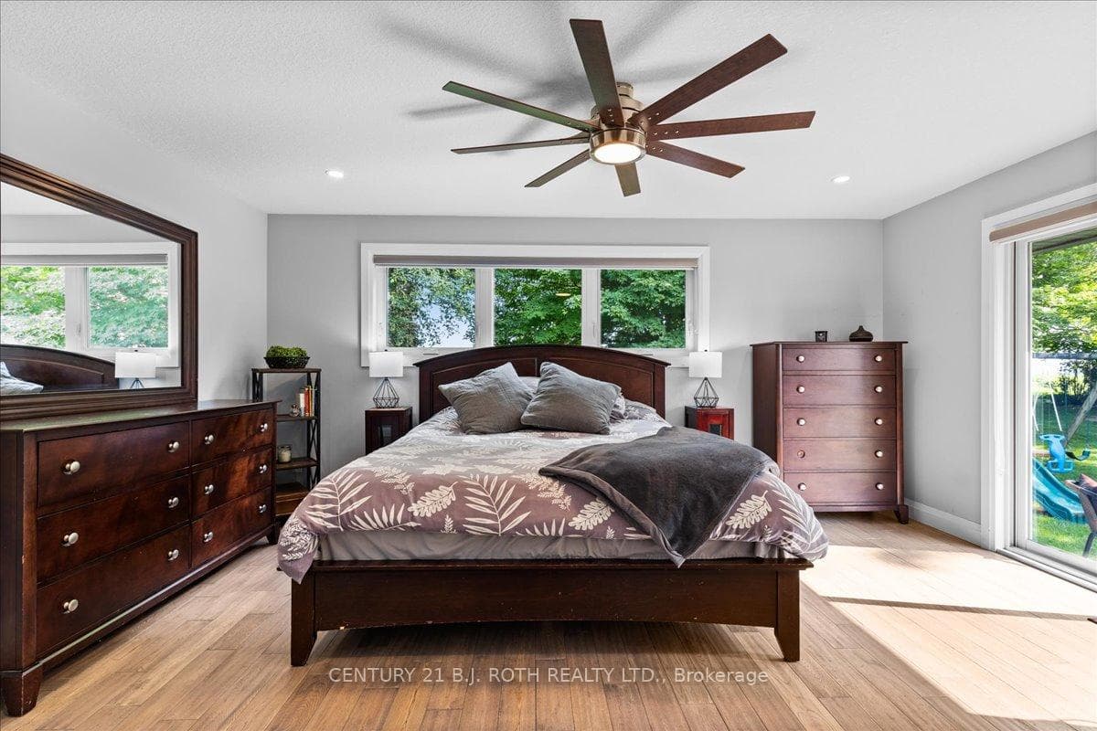876821 Hofstetter Road photo 25