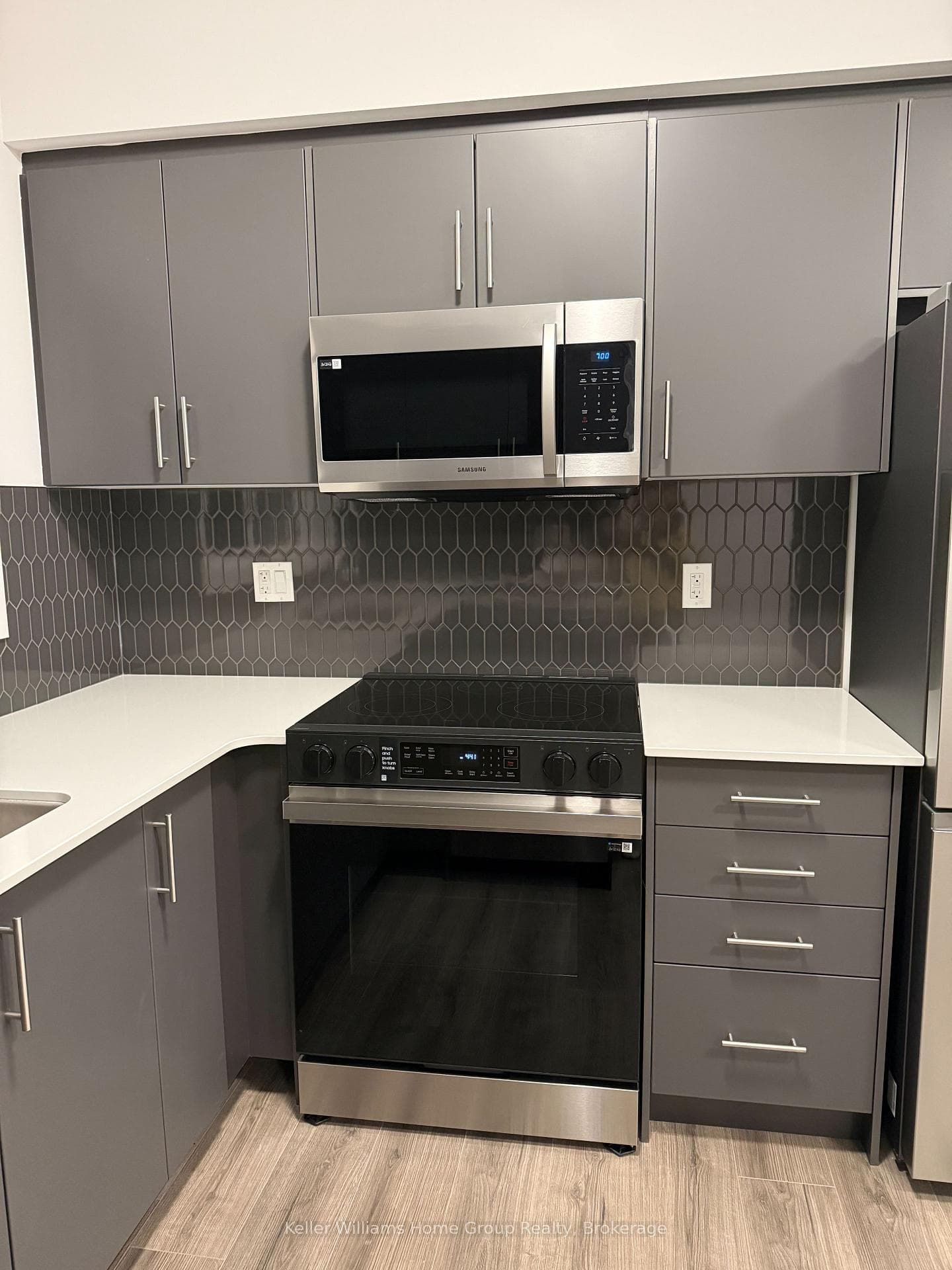 940 St David Street Unit 100 photo 8