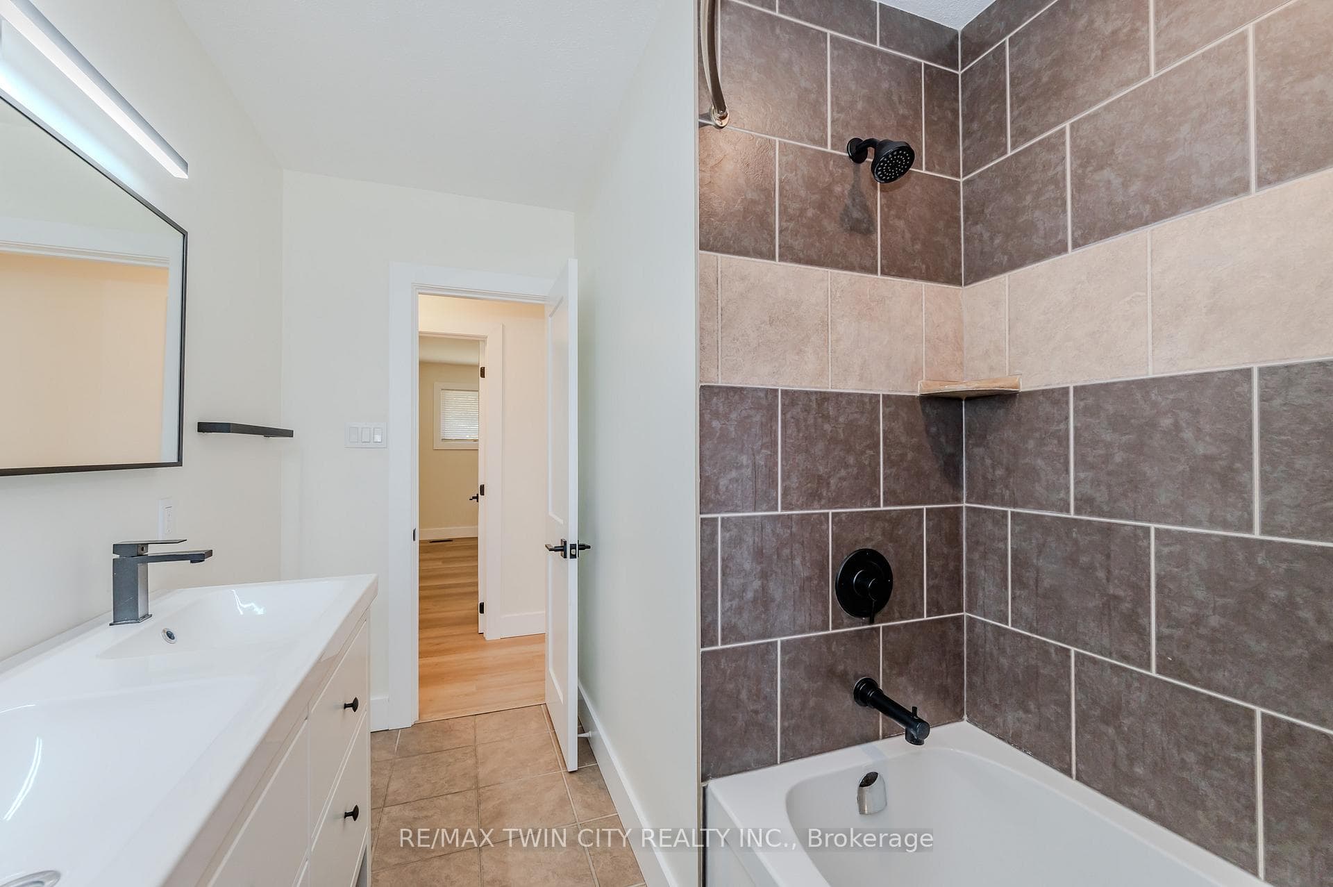 155 Stonybrook Drive Unit UPPER photo 23