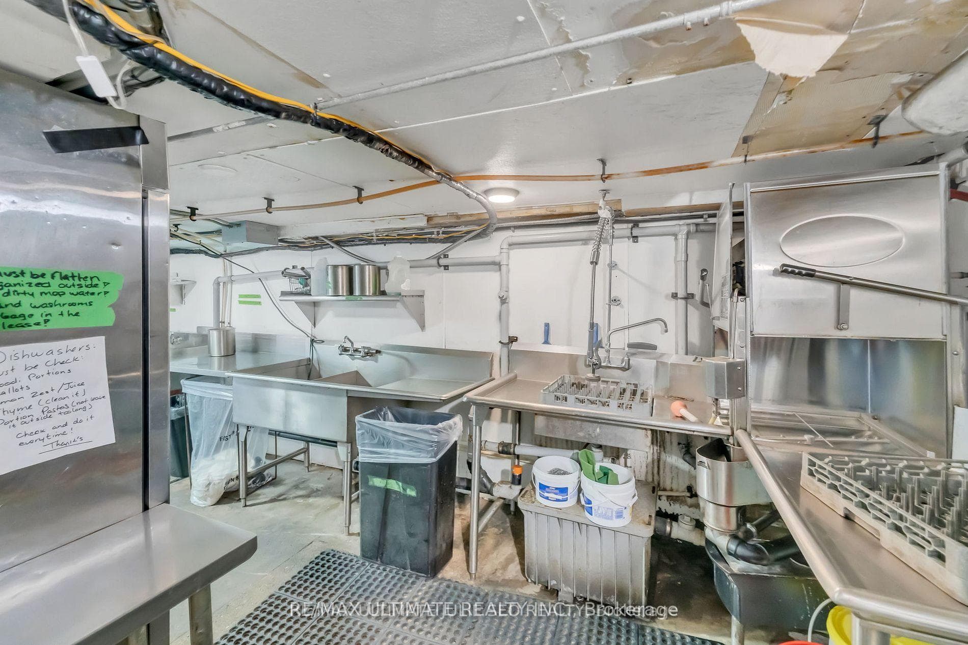 1108 St Clair Avenue photo 18