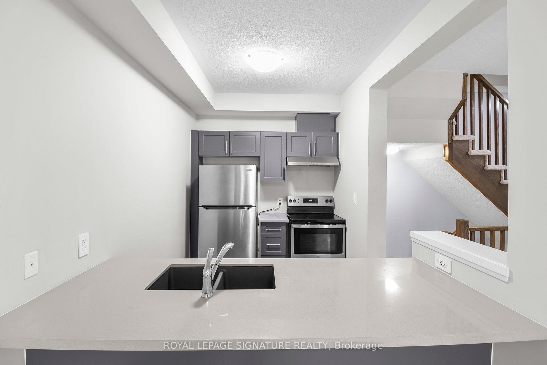 17 Laguna Village Crescent photo 19