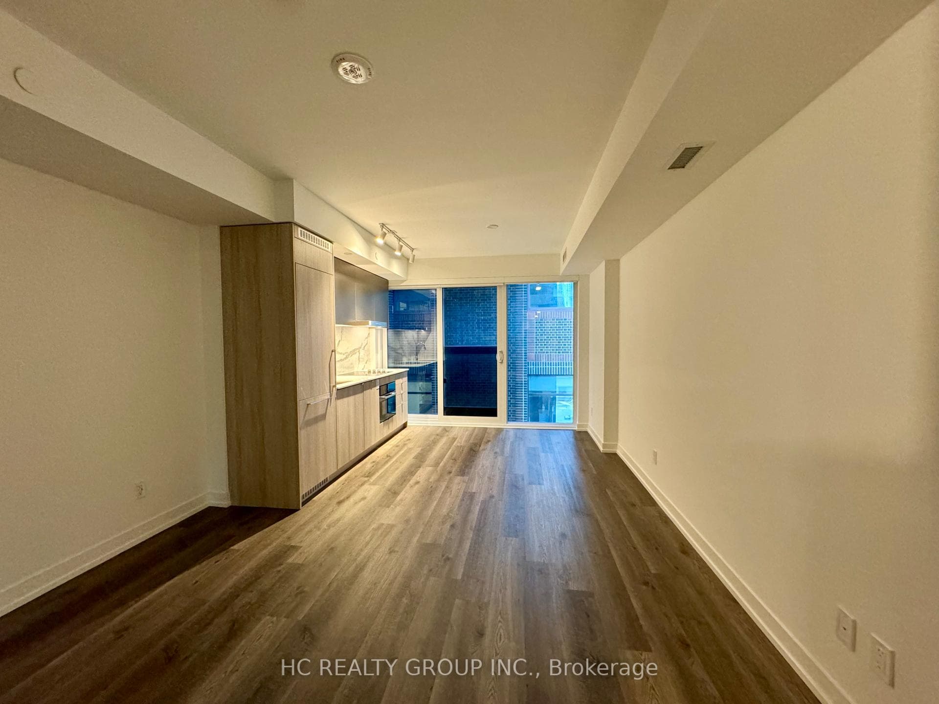 771 Yonge Street Unit 511 photo 15