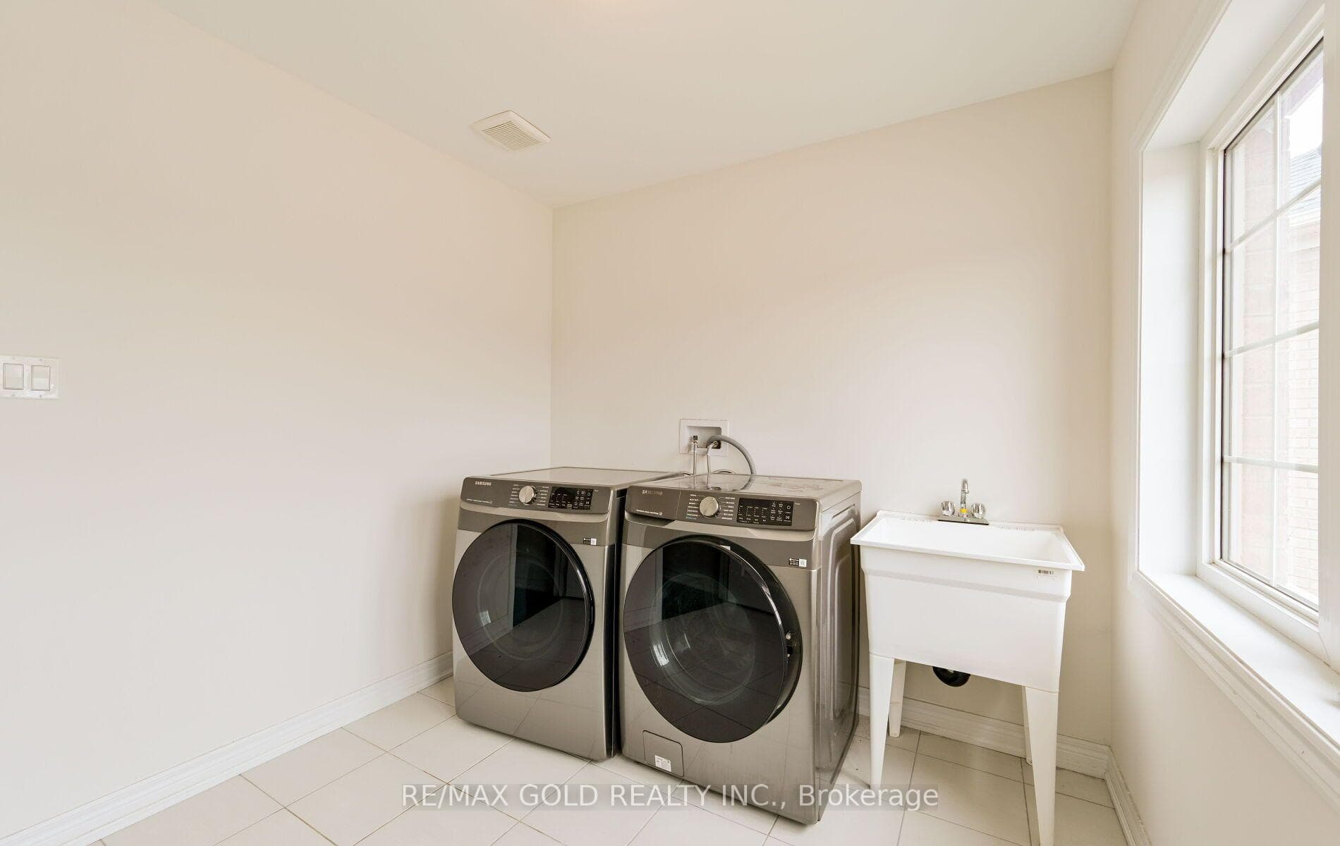 124 Limestone Lane photo 37