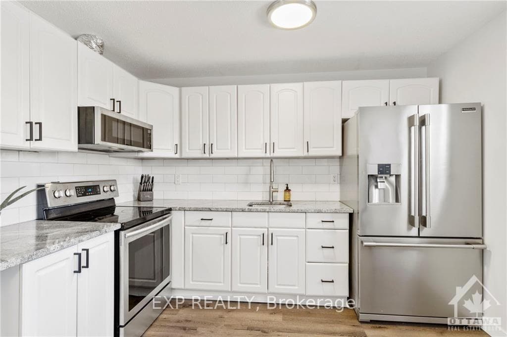 170 ROTHESAY Drive photo 11