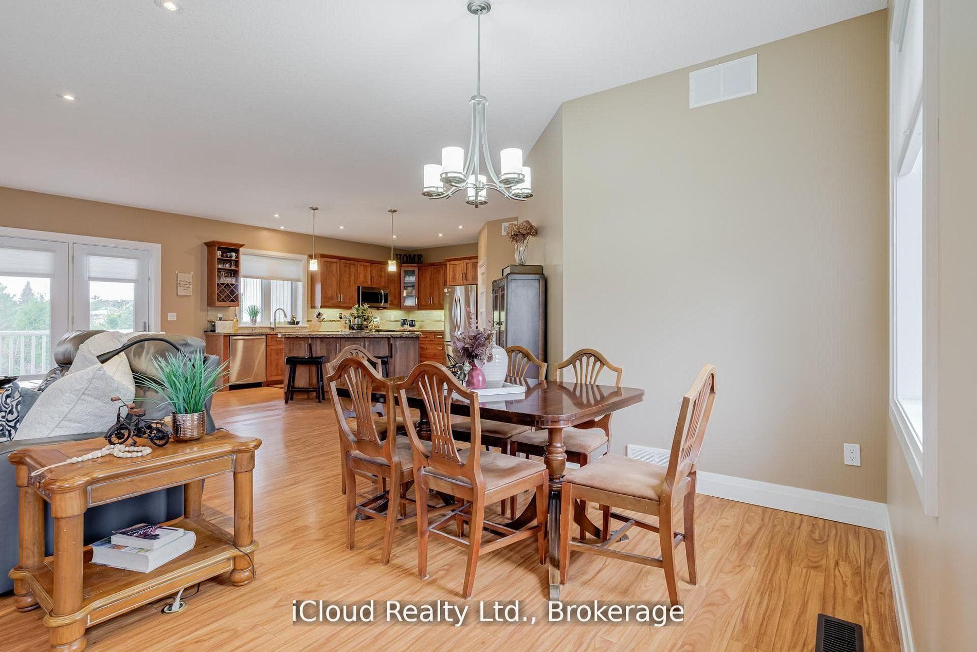 16 Highland Road photo 18