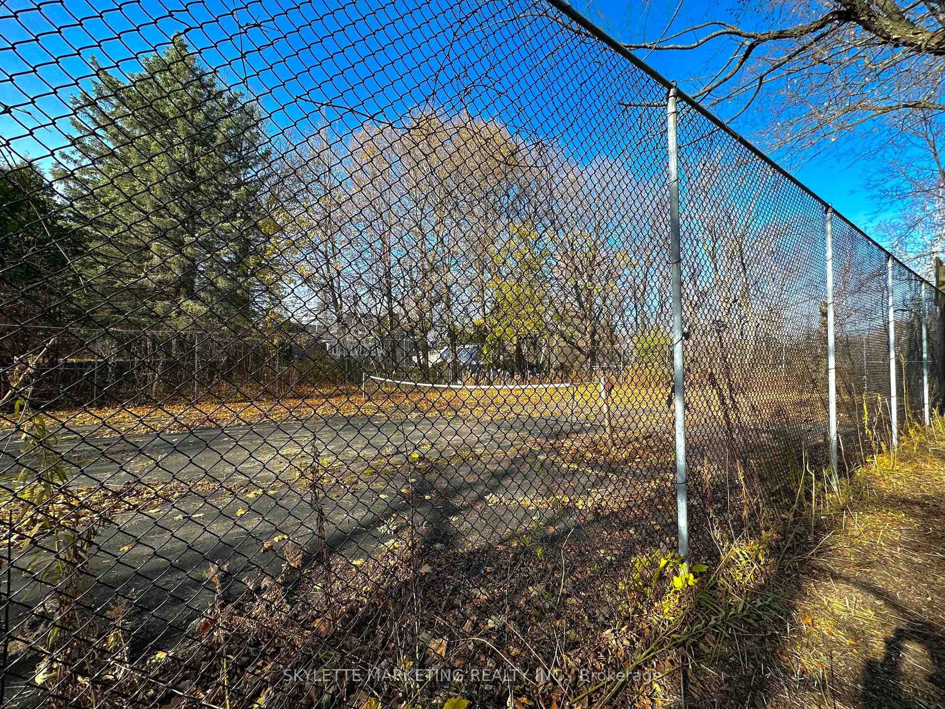 8 Blue Grass Drive photo 9