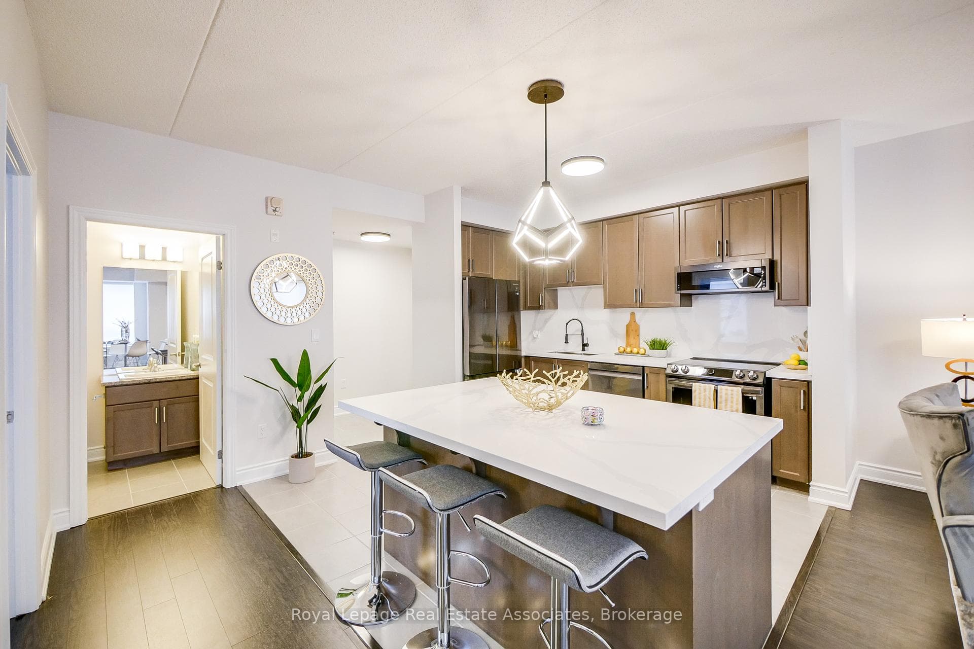 650 Sauve Street Unit 115 photo 4