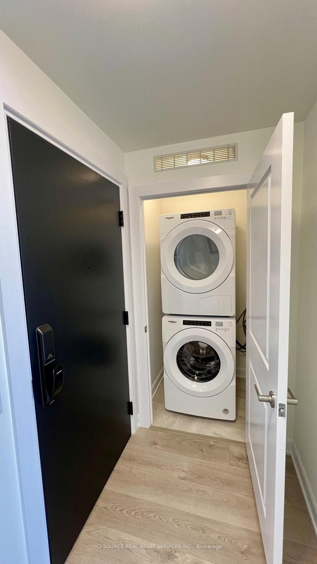 3220 William Coltson Avenue Unit 1901 photo 12