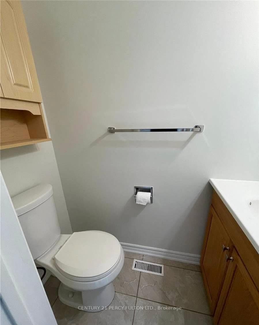 656 Forestwood Crescent Unit 18 photo 10