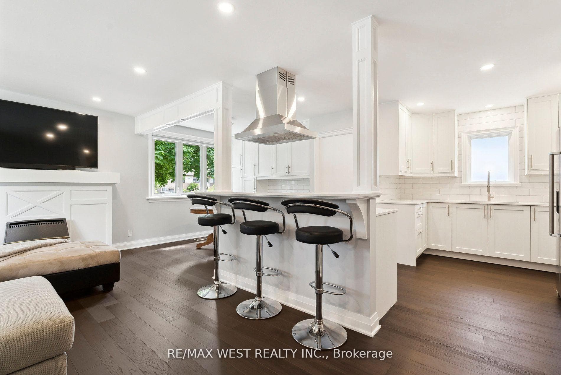 308 Donlin Avenue photo 6