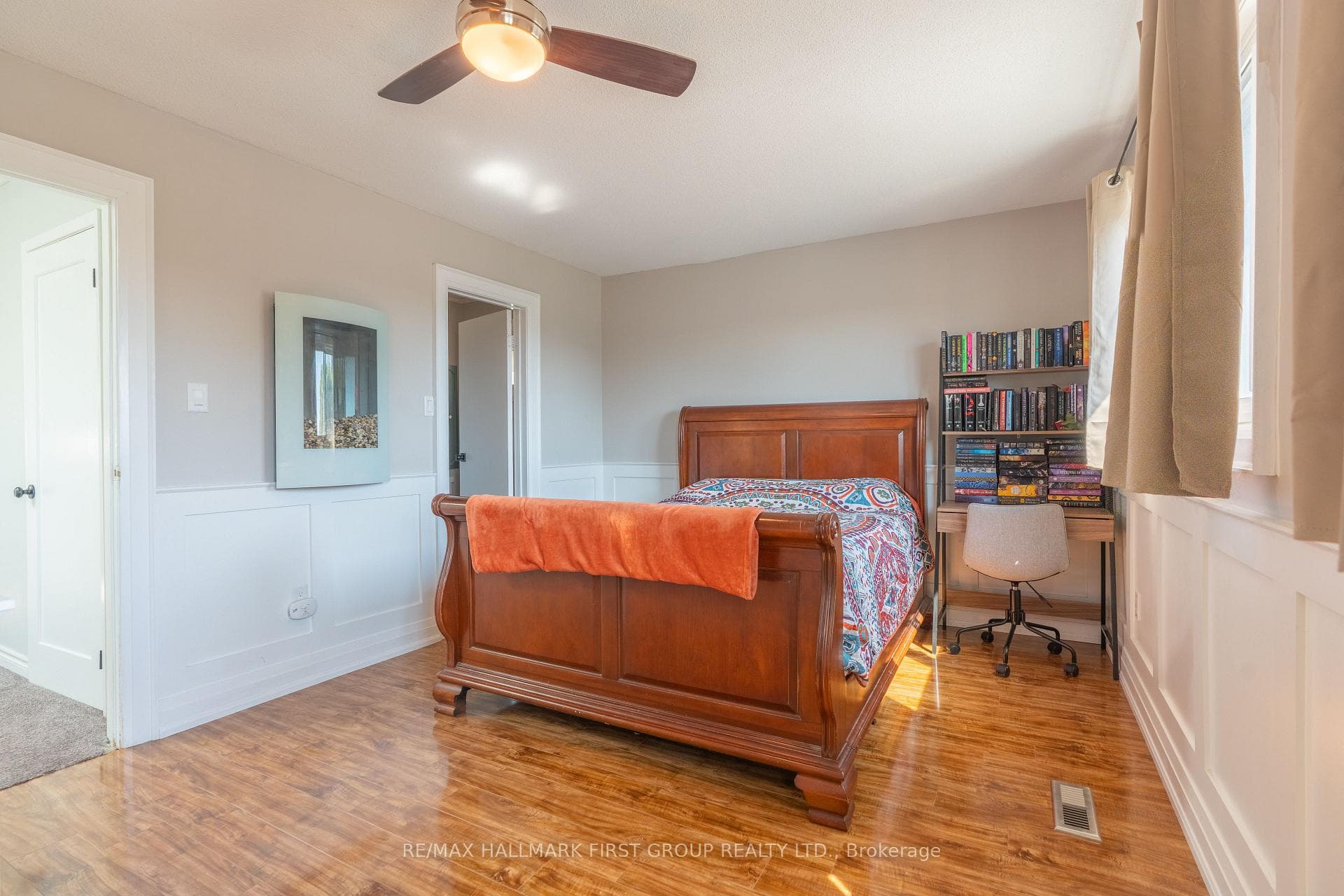 683 Grandview Drive photo 22