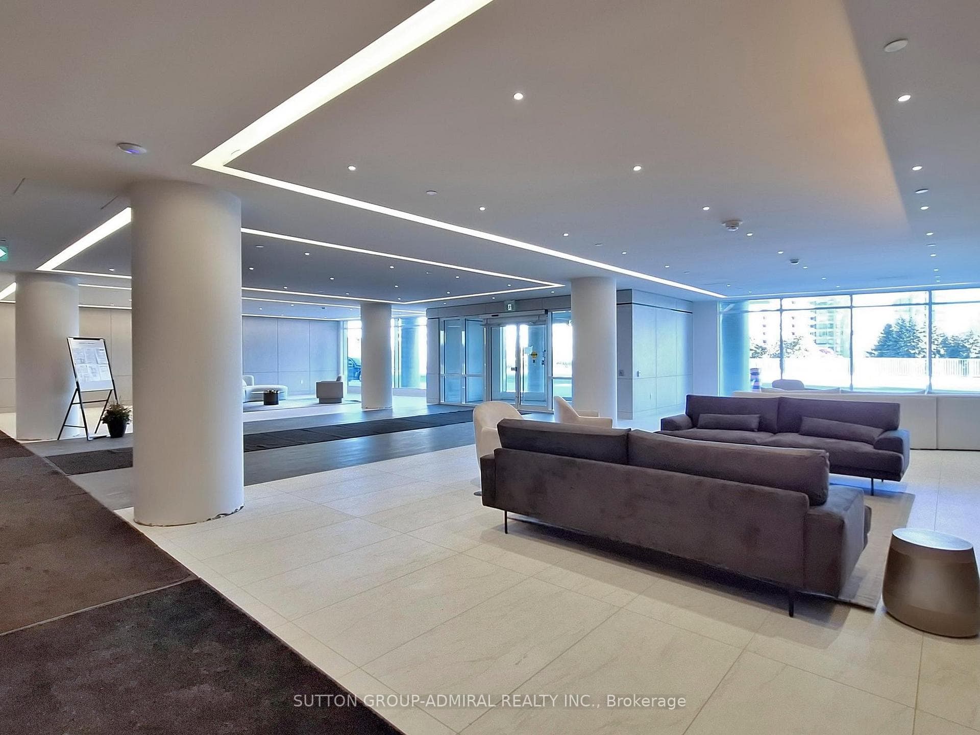 30 Upper Mall Way Unit 1209 photo 8
