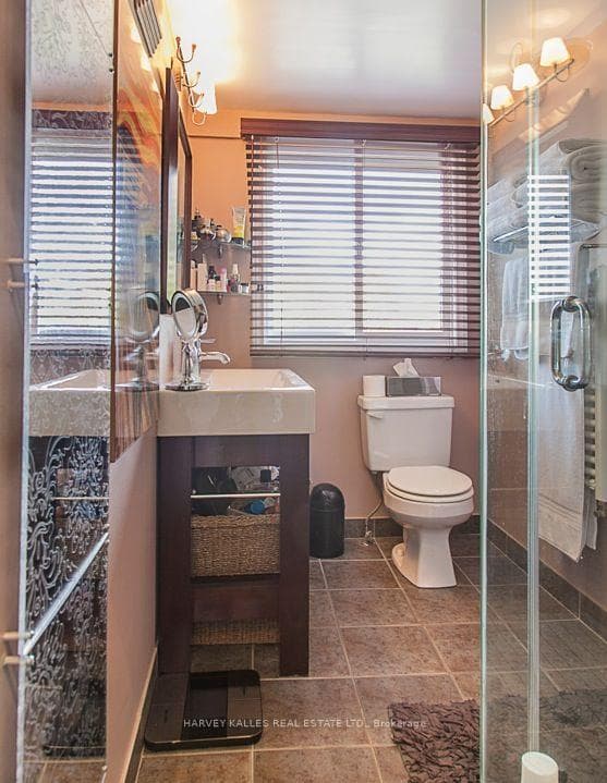 47 Northcote Avenue Unit 3 photo 9