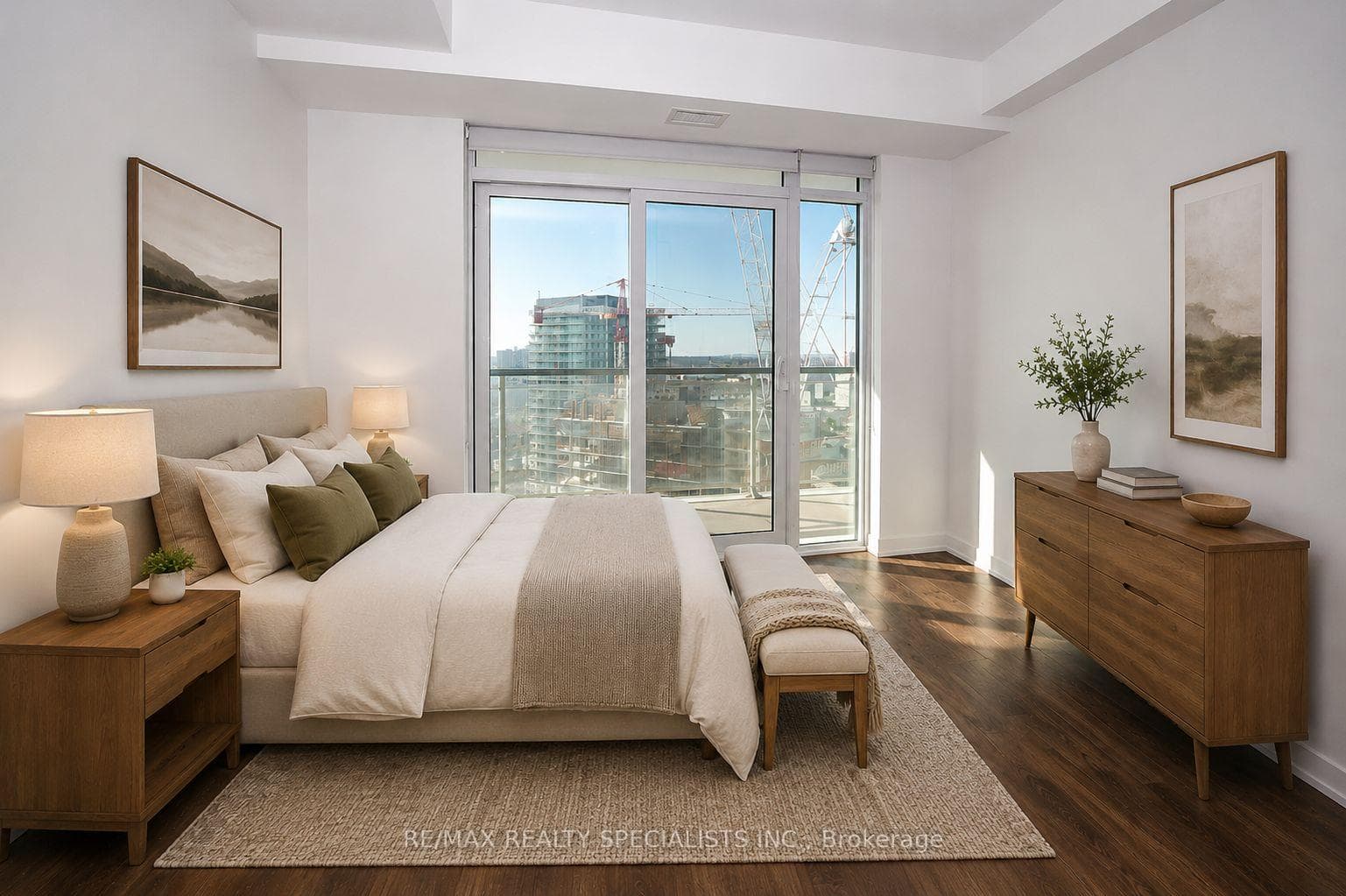 2560 Eglinton Avenue Unit 1509 photo 3