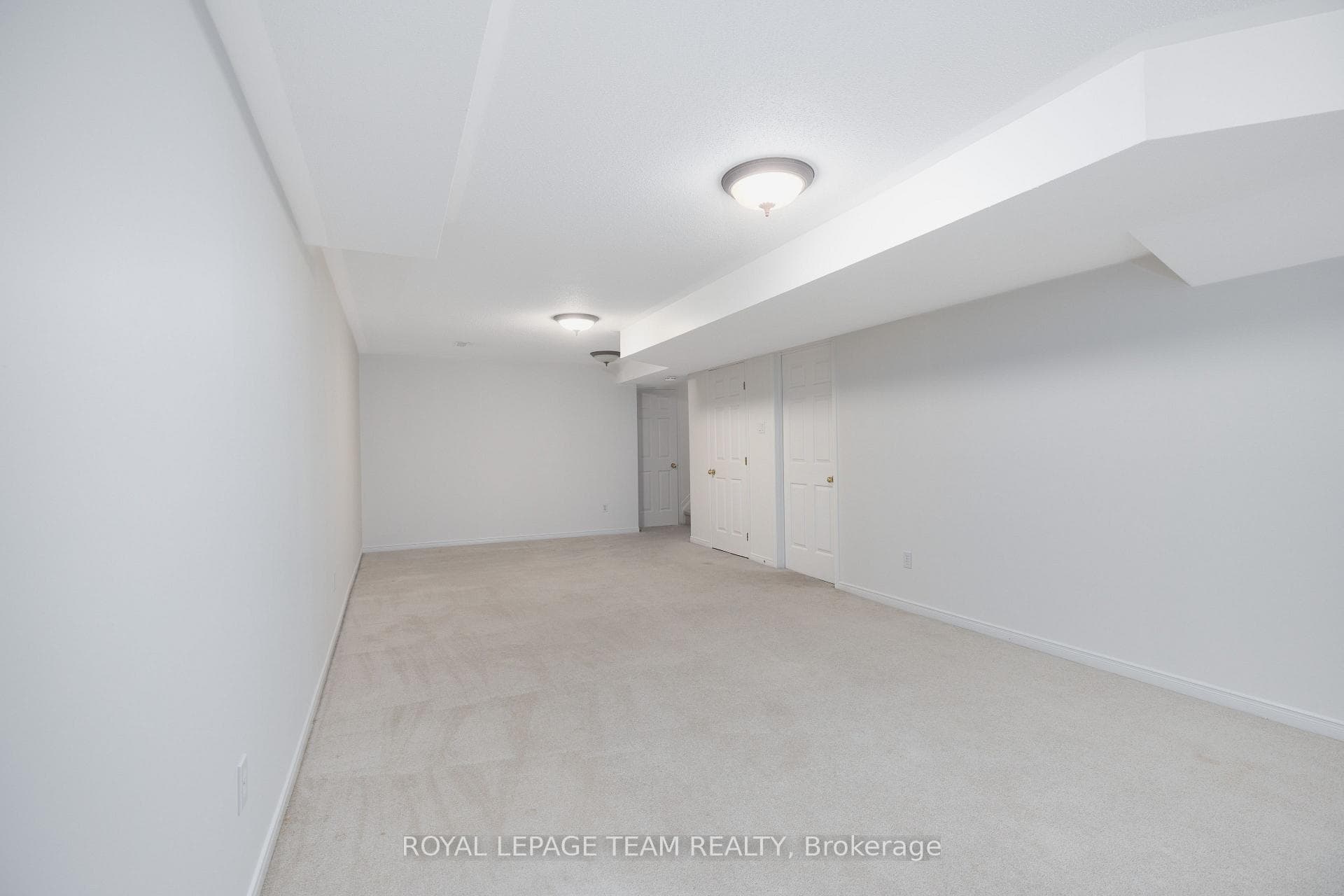 90 Blackdome Crescent photo 40