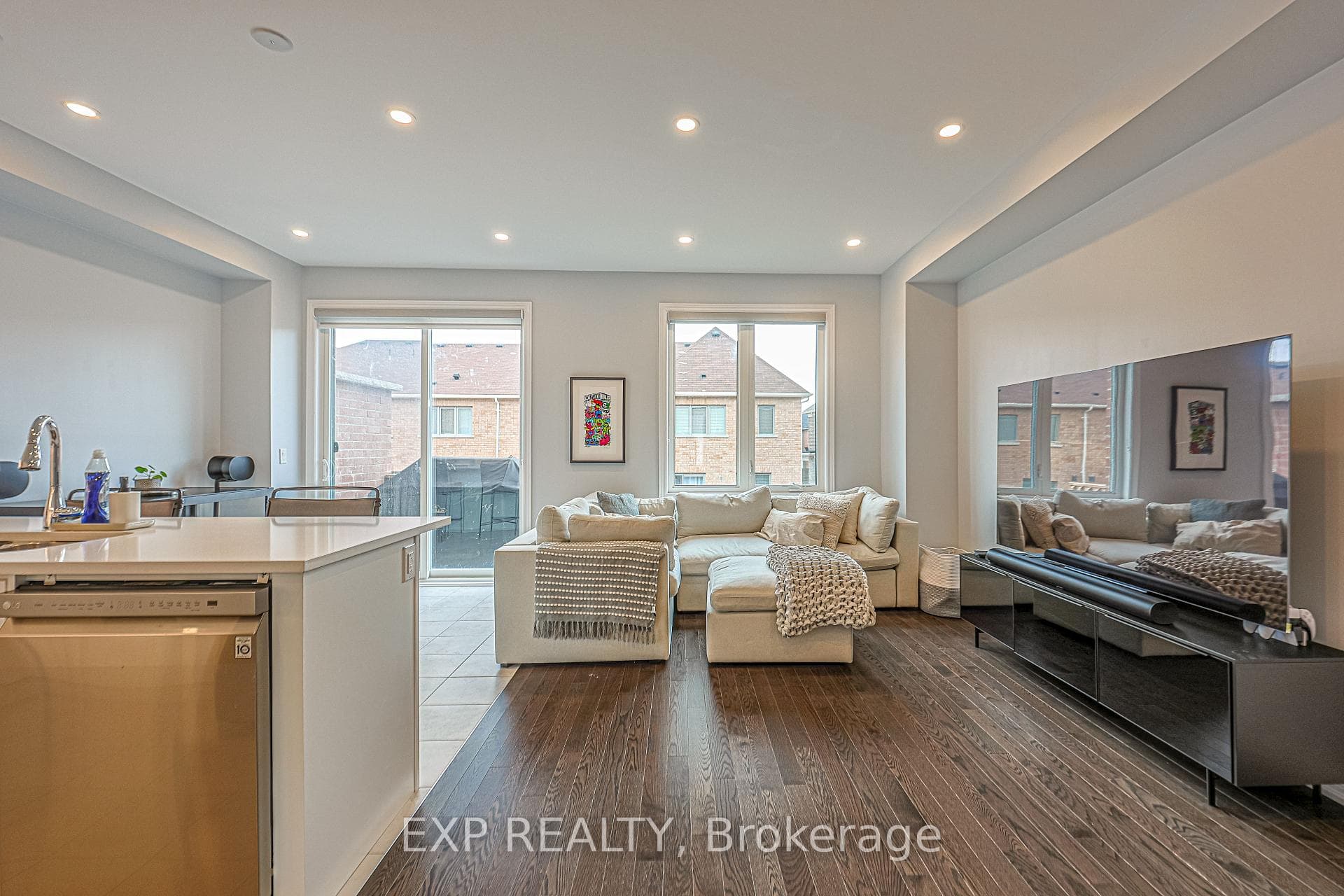 149 Lageer Drive photo 11
