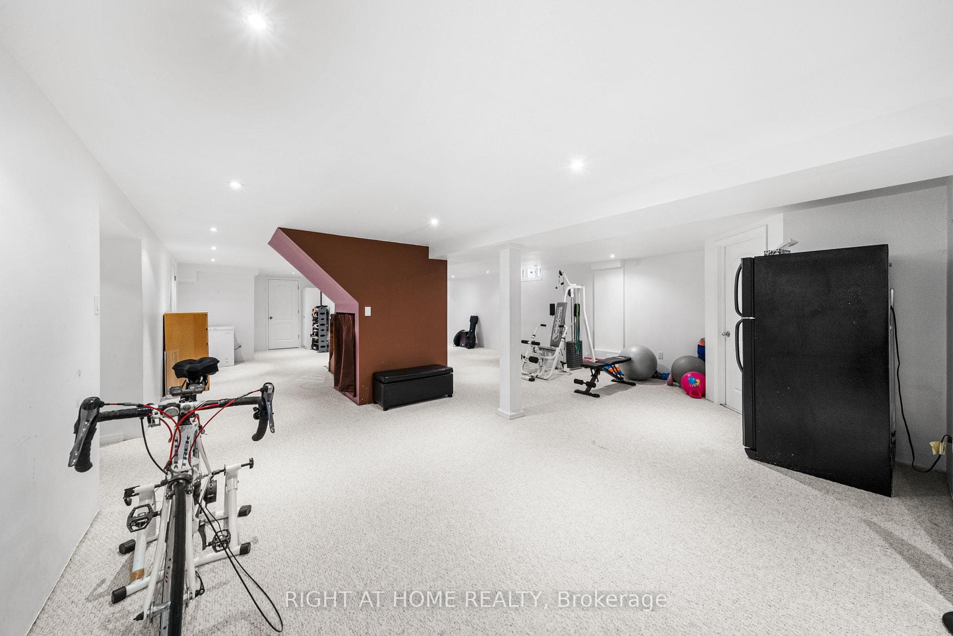 5 Stave Crescent photo 42