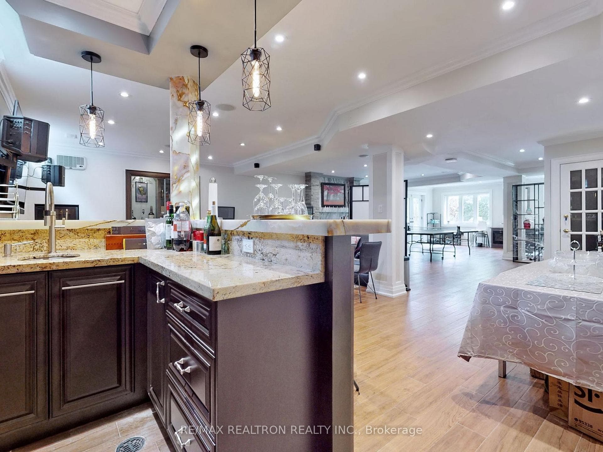 9 Sherrick Drive photo 32