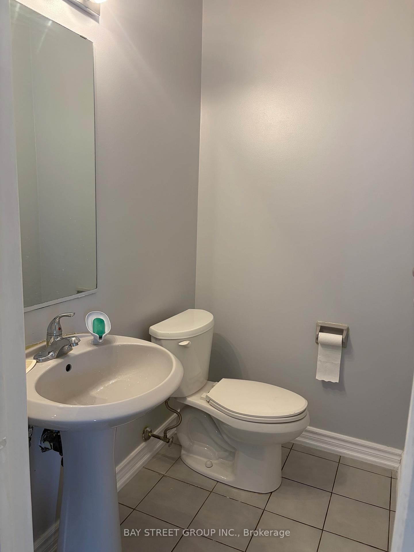 107 Stave Cres Crescent photo 9