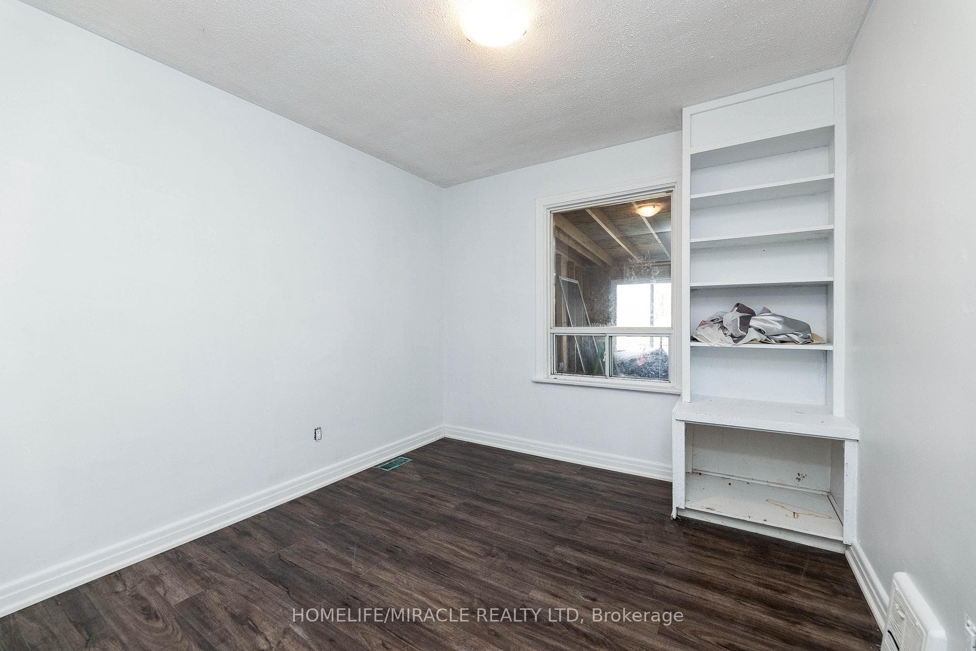 1251 Warden Avenue photo 16