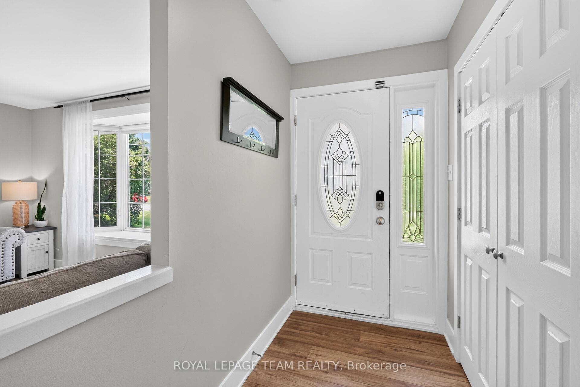 Bright Foyer!