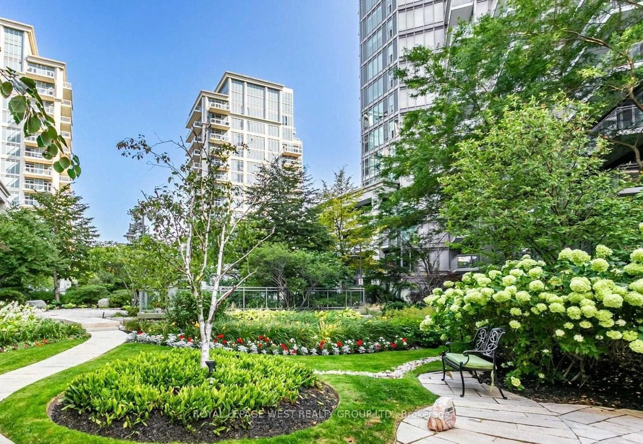 2119 Lakeshore Boulevard Unit 711 photo 22