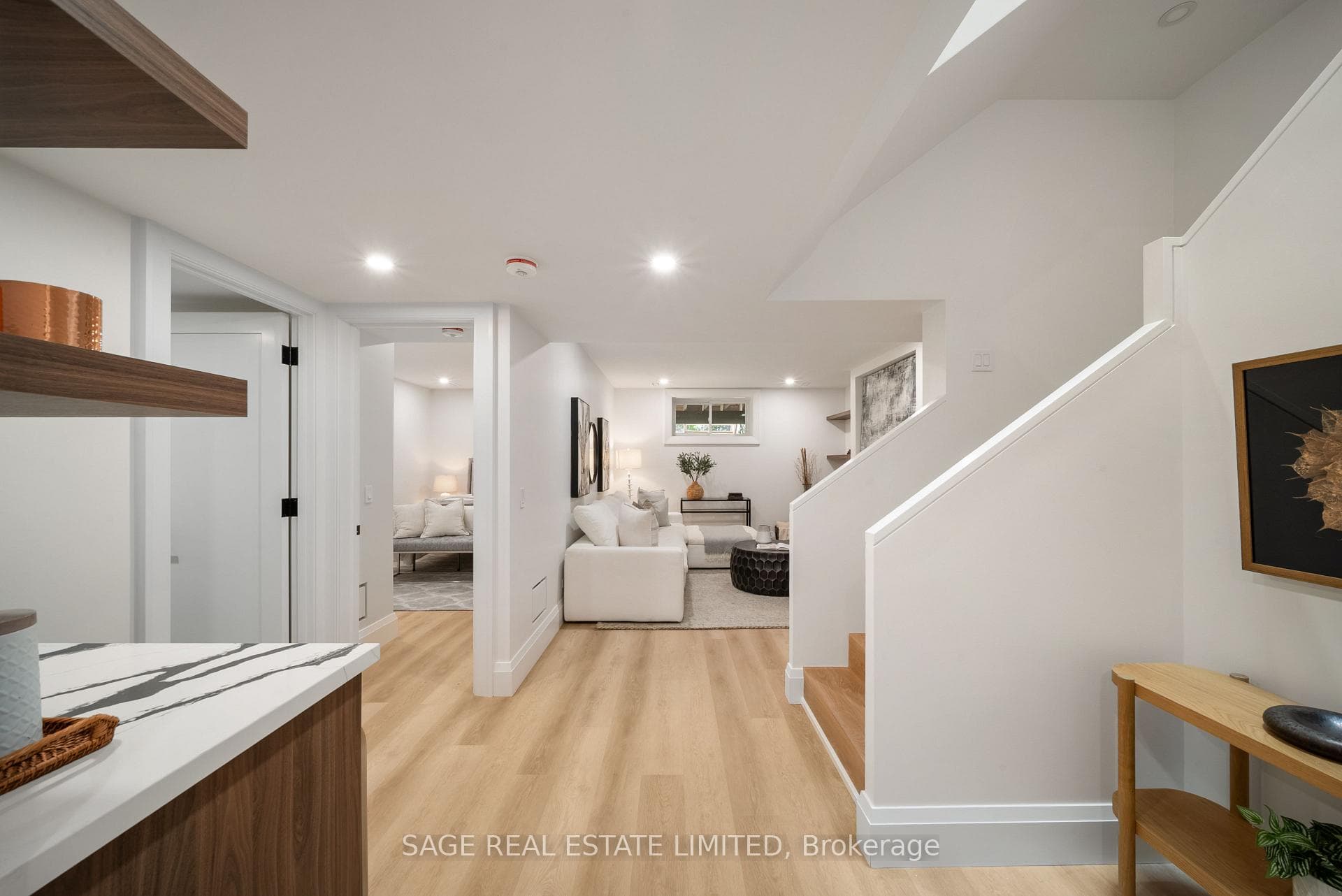 116 Lee Avenue photo 36