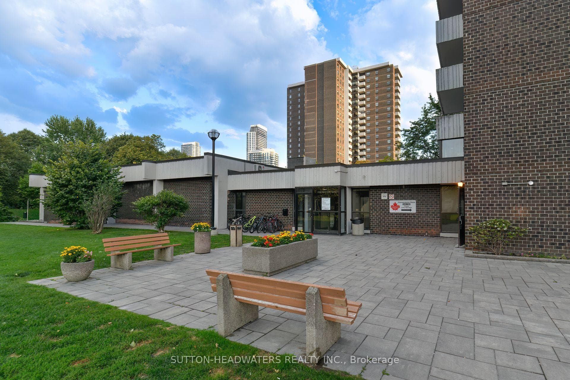 5 Old Sheppard Avenue Unit 2306 photo 41