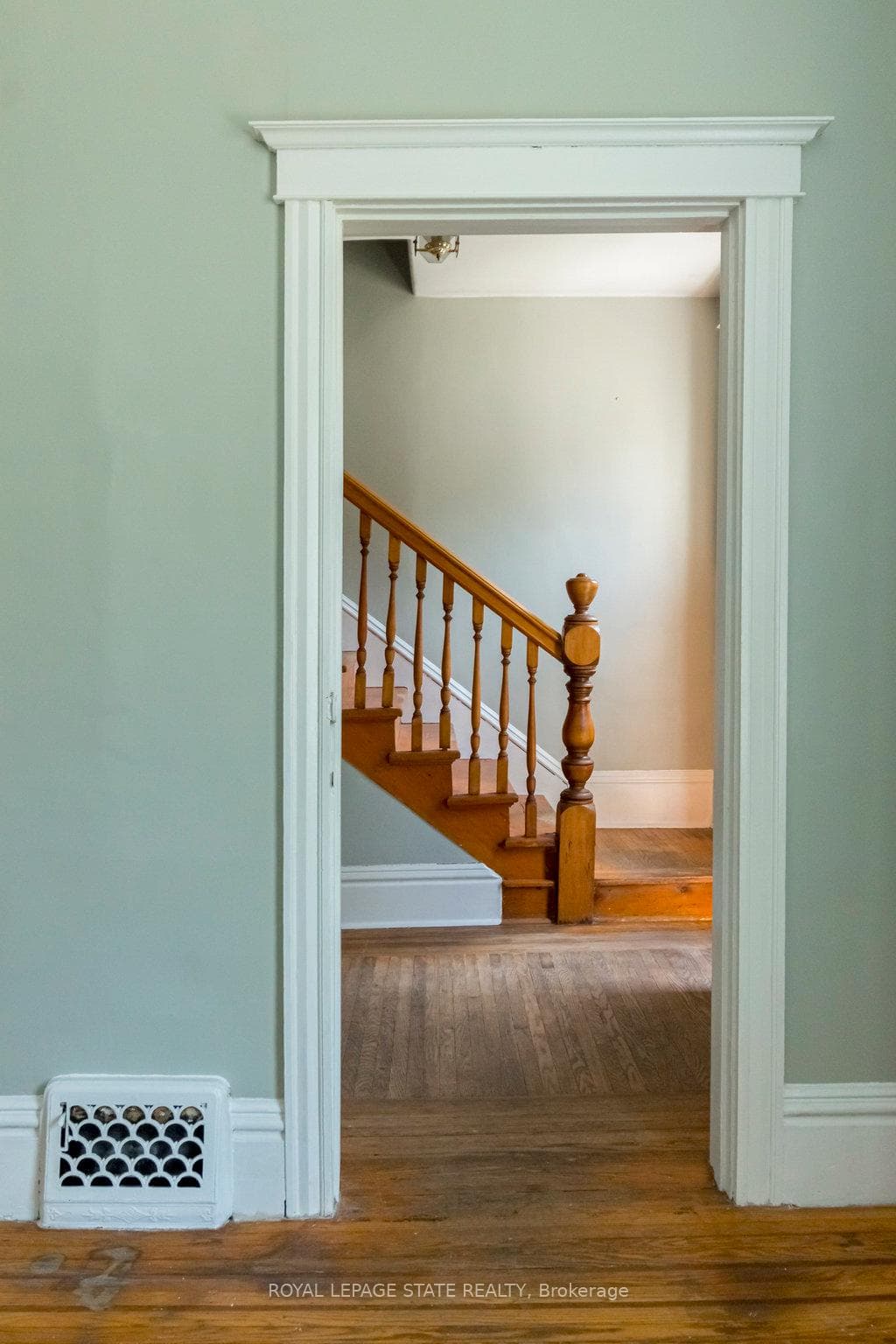 361 Cumberland Avenue photo 6