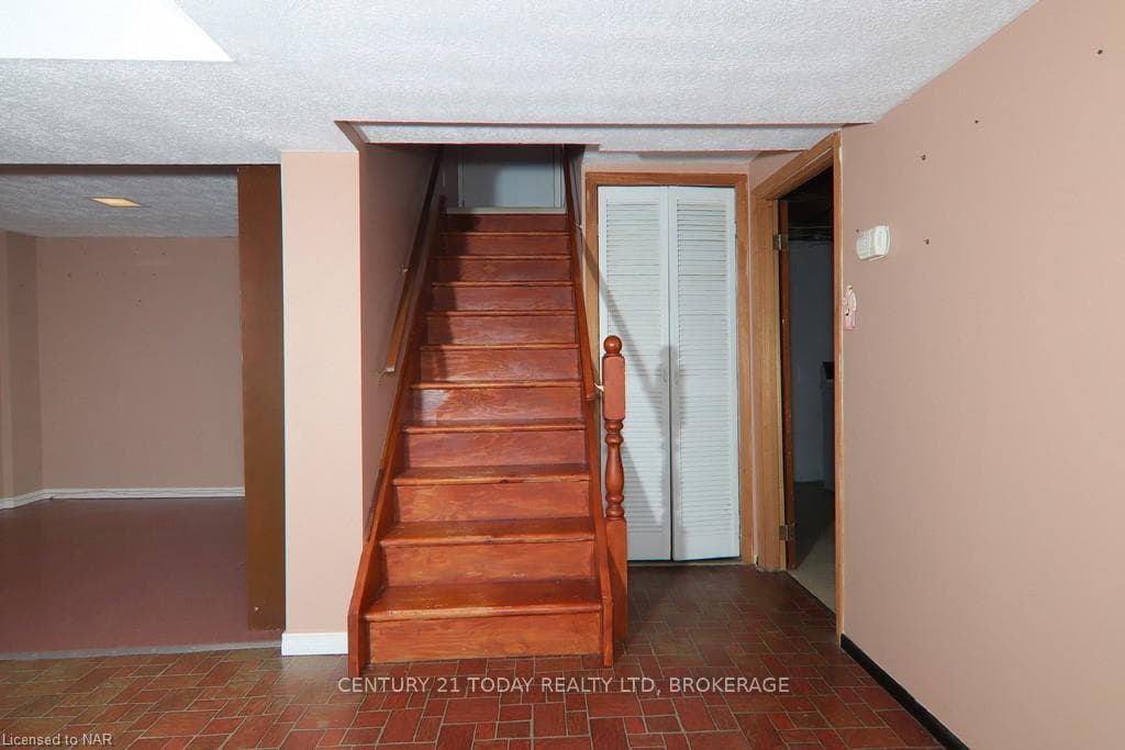 stairs to Rec. room